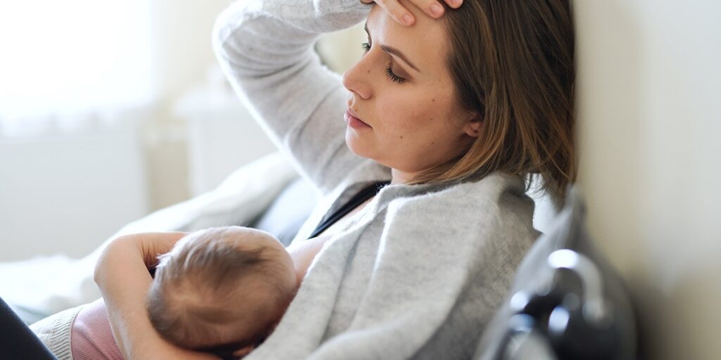 Comforting Solutions for Mastitis Pain in Breastfeeding Mothers