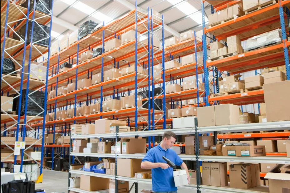 10 Tips for Effectively Managing a Manufacturing Warehouse manufacturing warehouse