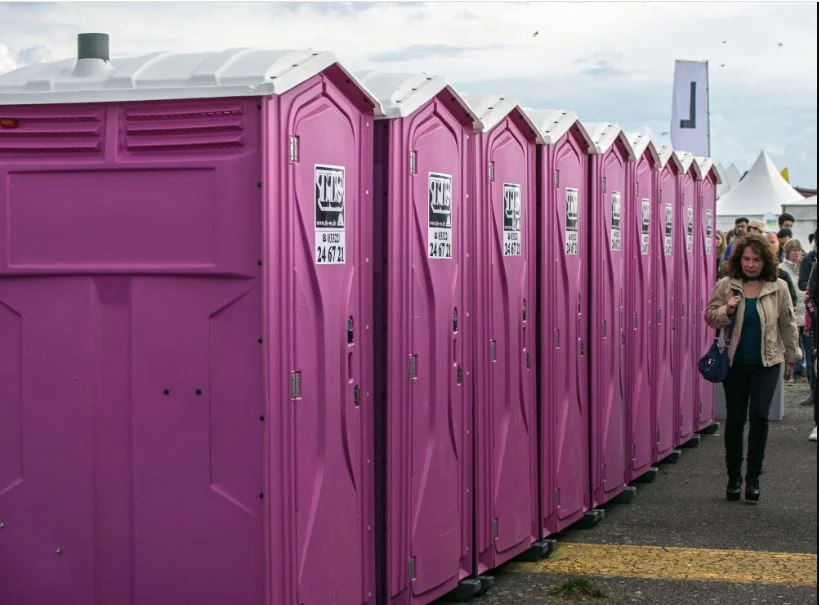 5 Ways to Choosing the Perfect Porta Potty Trailer for Your Event or Job Site porta potty trailer