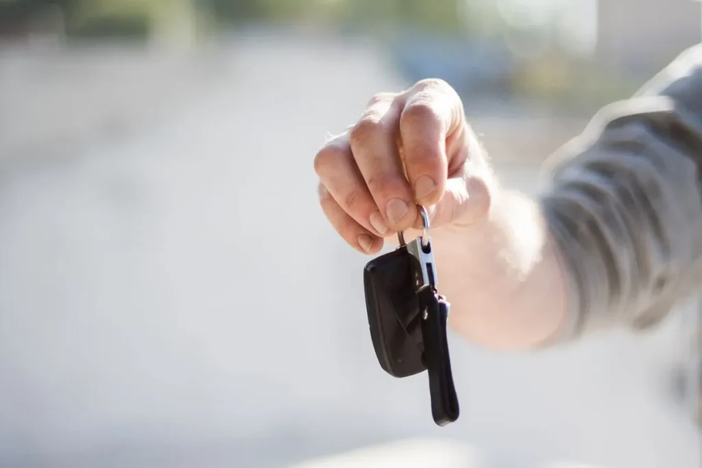Car Key Programming vs. Car Key Replacement: A Guide for Lake Worth Drivers Car Key Programming in Lake Worth